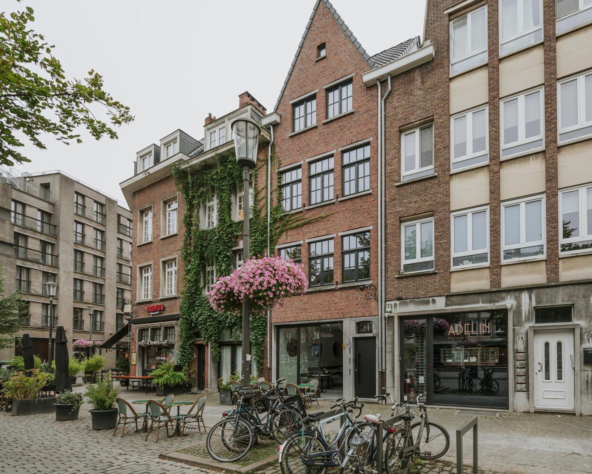Shway - The Proof Reader Apartment Antwerp Exterior photo